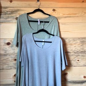 2 LulaRoe Perfect Ts